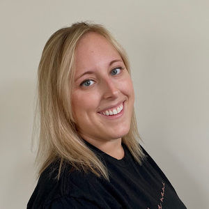 Meet your Posher, Courtney